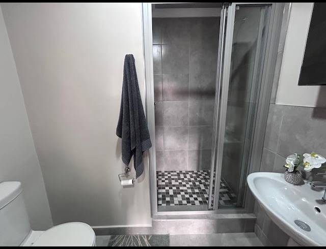 2 BEDROOM APARTMENT FOR SALE IN SINOVILLE